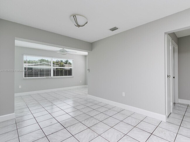 Building Photo - 11461 NW 32nd Pl