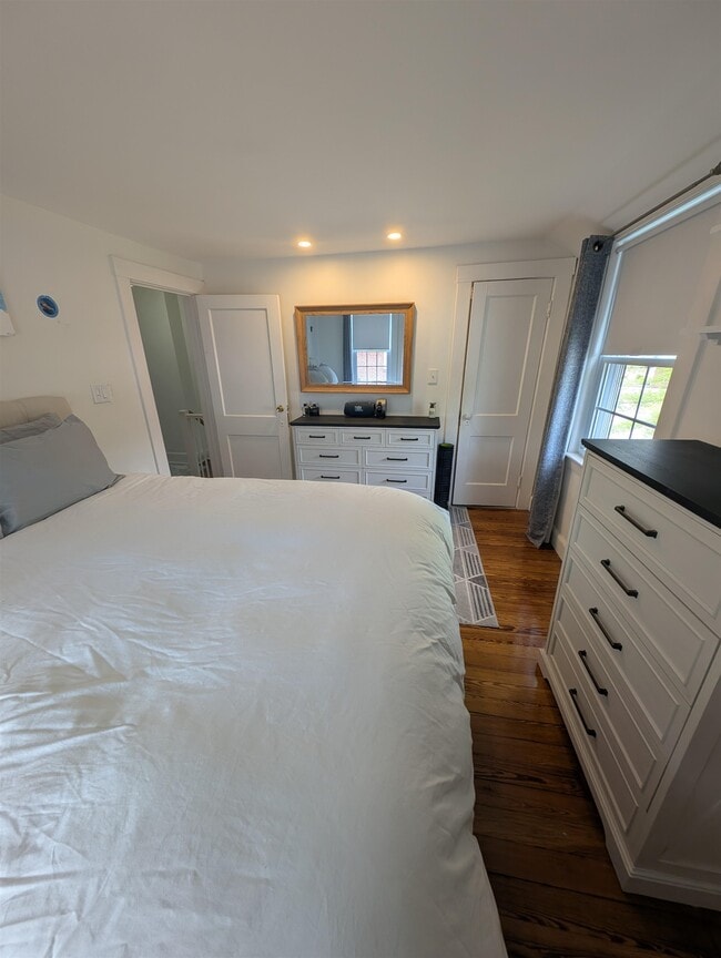 Building Photo - 67 Porpoise Way