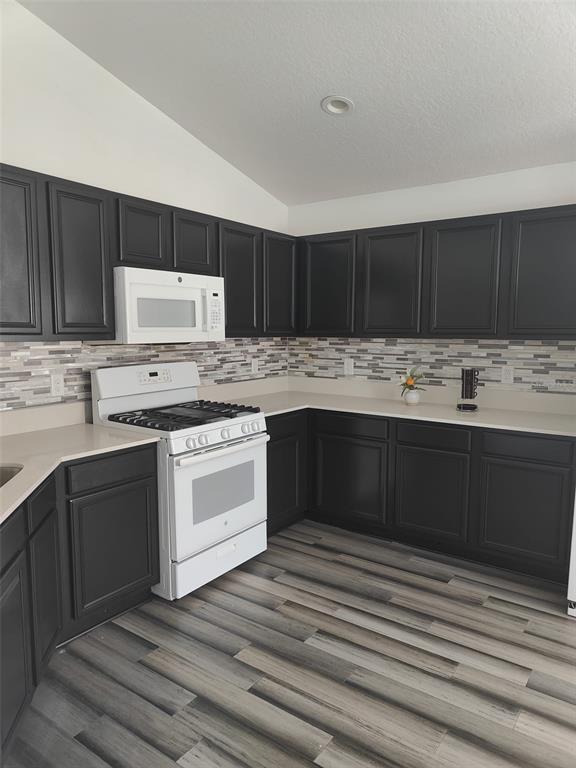 Building Photo - 3045 Lazlo Ln