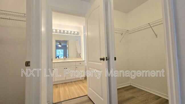 Building Photo - 509 NW 26th Terrace