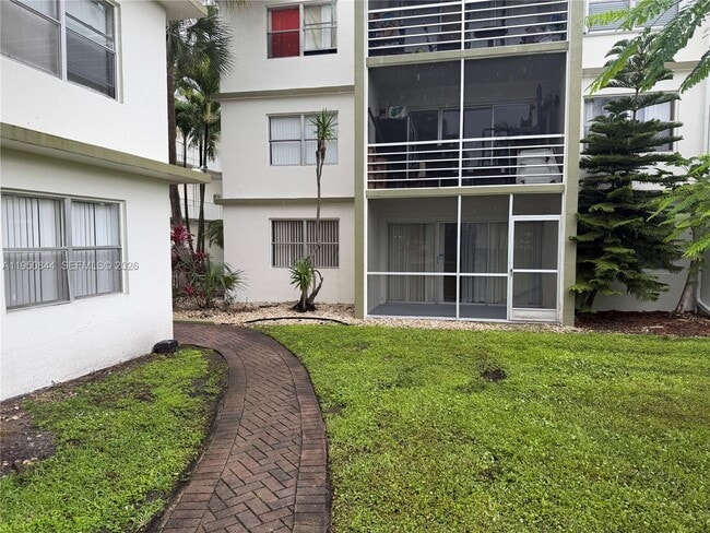 Building Photo - 4235 N University Dr