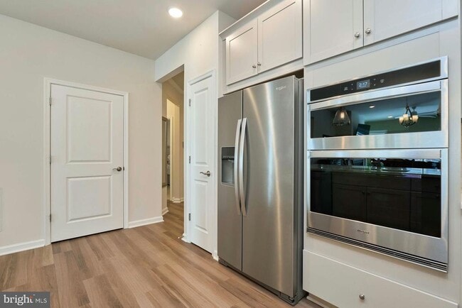 Building Photo - 15563 Blue Lotus Ln