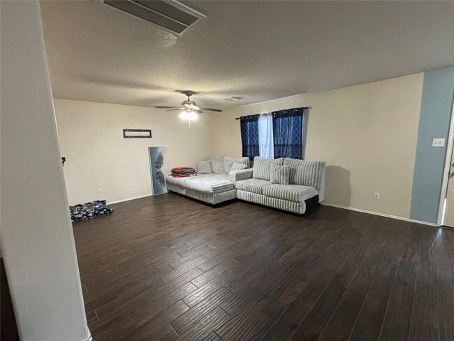 Building Photo - 18507 Prairie Larkspur Dr
