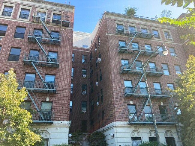 Building Photo - 115 Eastern Pkwy