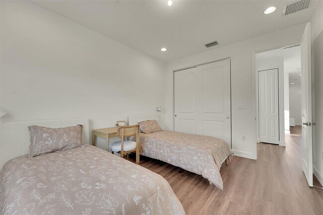 Building Photo - 17178 Tawny Owl Trl