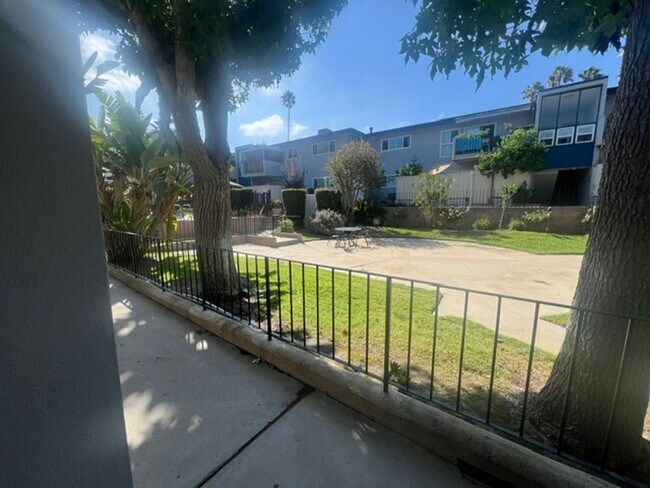Building Photo - 6301 Coldwater Canyon Ave