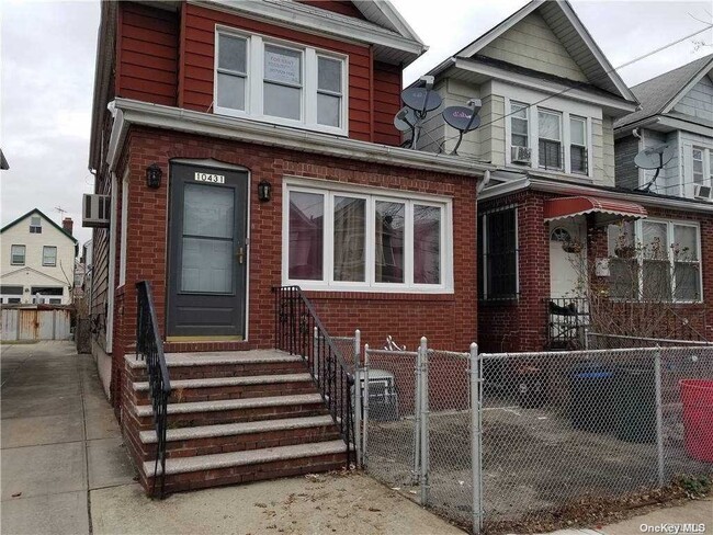 Primary Photo - 104-31-104-93 93rd Ave