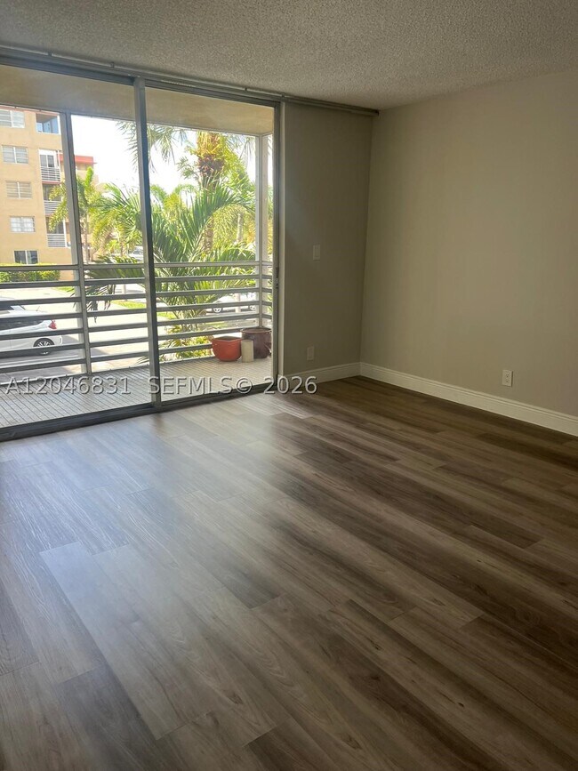 Building Photo - 408 NW 68th Ave