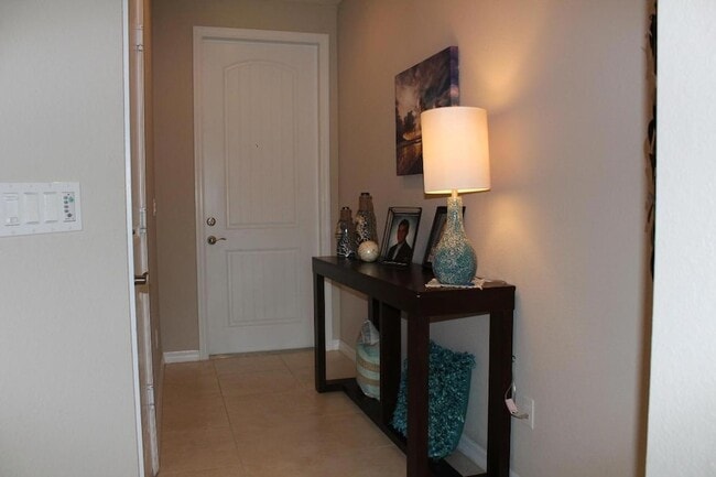 Building Photo - 149 Gramercy Square Dr