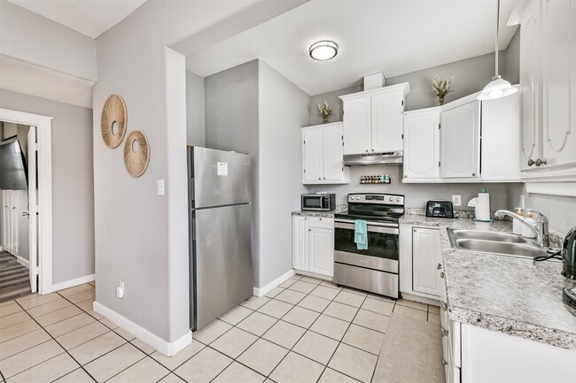 Building Photo - 2727 Avenue K