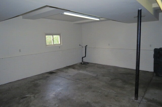 Building Photo - 35 Ashton Dr