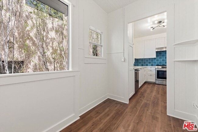 Building Photo - 2650 2nd St