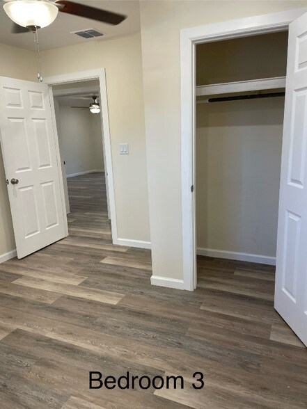 Building Photo - 91 Cottonwood Dr
