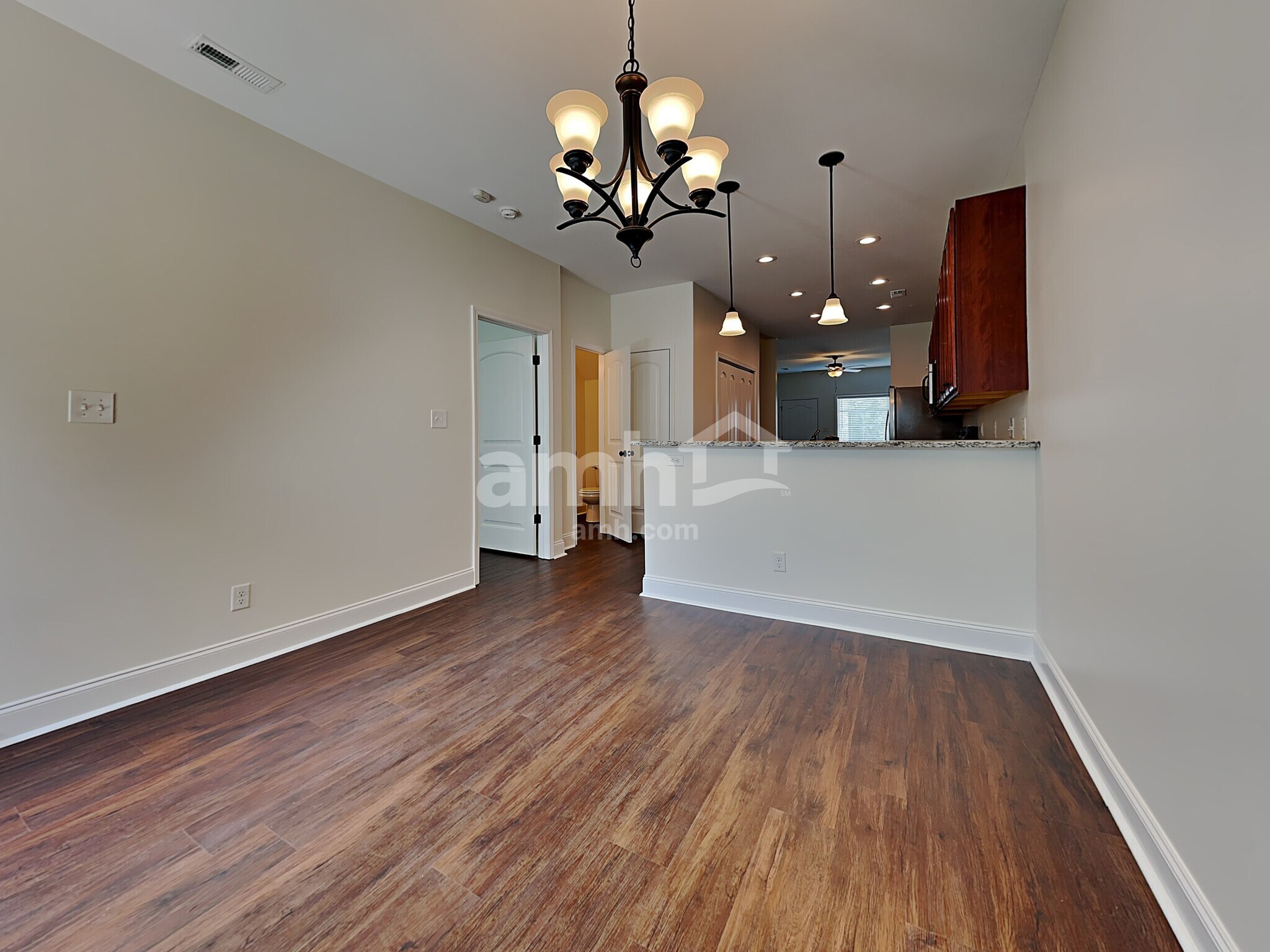 Building Photo - 7211 Deer Springs Way