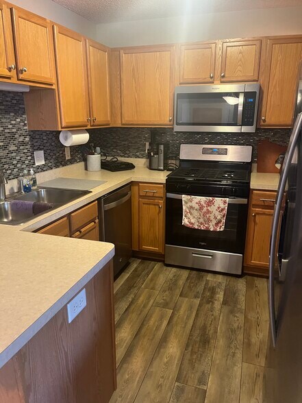 Building Photo - 1585 Serenity Ln