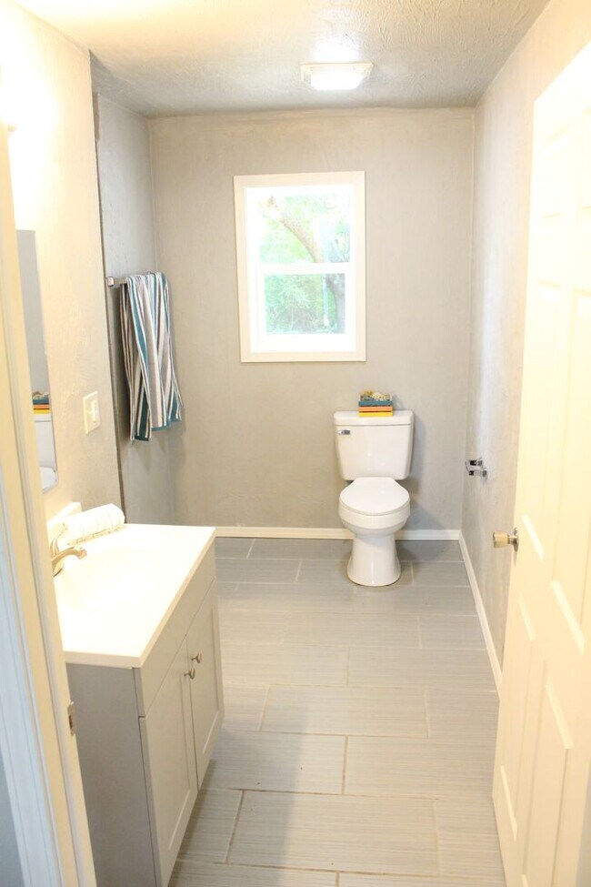 Building Photo - Steller 3 bed 3 bath home for rent!!!