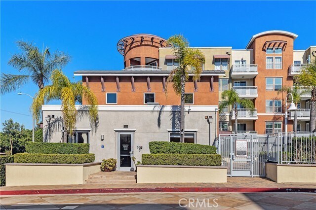 Building Photo - 12664 Chapman Ave