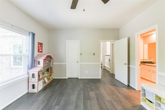 Building Photo - 1718 Raven Oak Ct