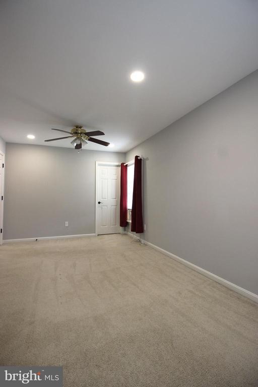 Building Photo - 14015 Wood Rock Way