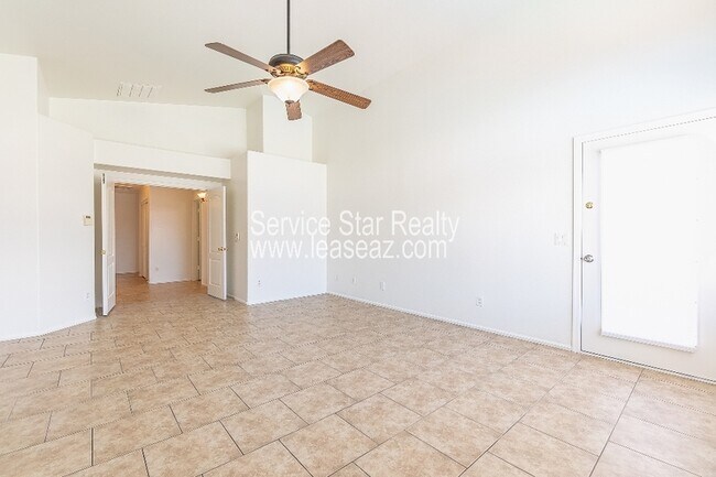 Building Photo - 8414 S 48th Ln