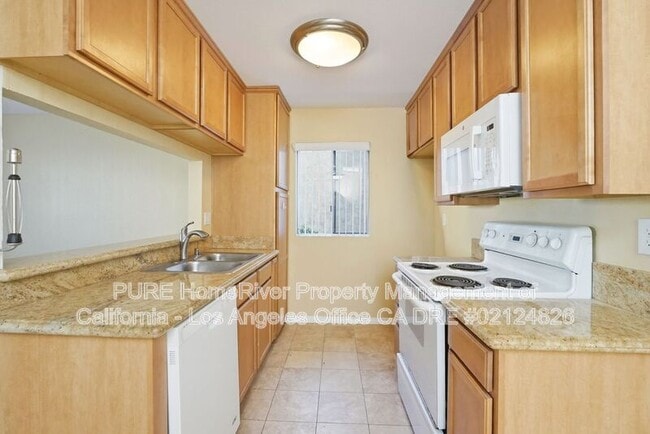 Building Photo - 1111 Sepulveda Blvd