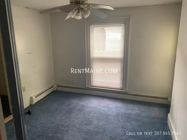 Building Photo - 59 Elm St