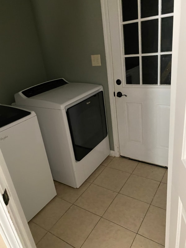 Building Photo - 68 Chauvin Dr