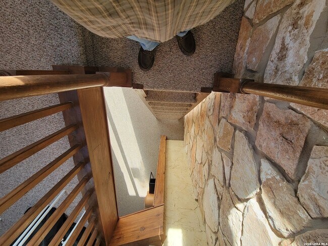 Building Photo - 2059 Glenn Dr