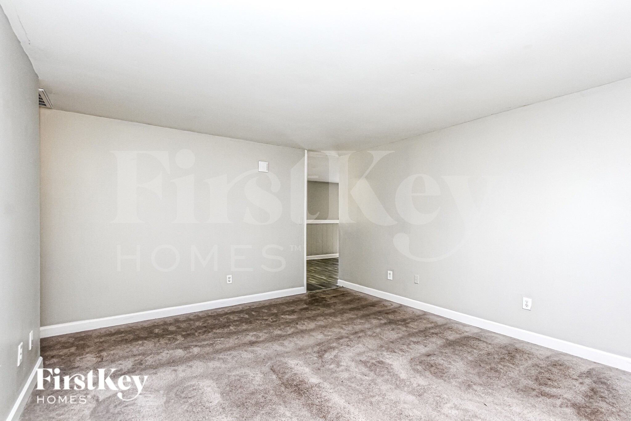 Building Photo - 5837 Walsham Way