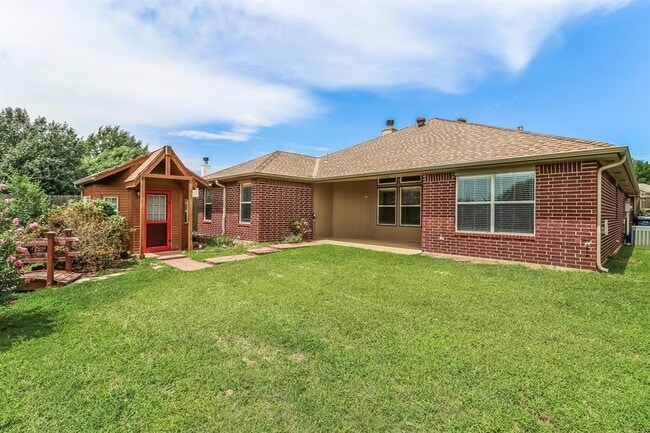 Building Photo - 504 NW 174th St