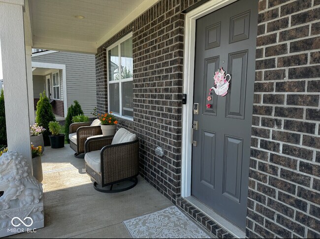Building Photo - 6773 Highland Way