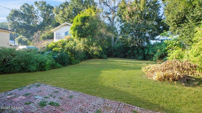 Building Photo - 310 Cleveland St