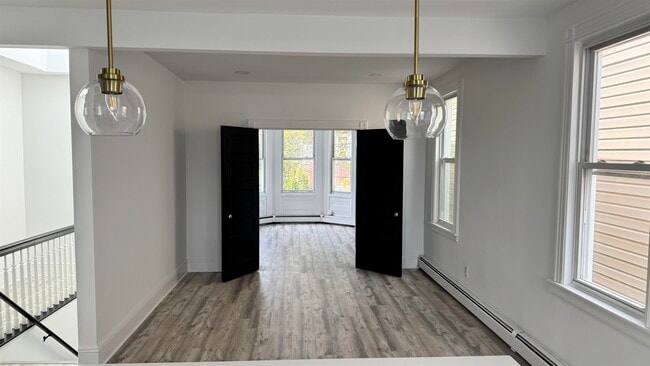 Building Photo - 502 Gregory Ave