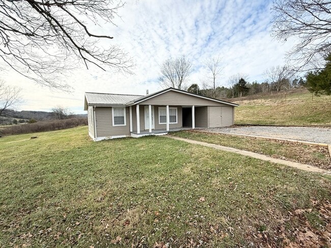 Primary Photo - 443 Aud Orr Dr