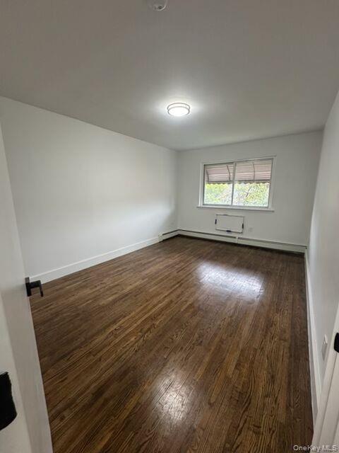 Building Photo - 3604 Eastchester Rd