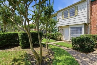 Building Photo - 8321 Nairn St