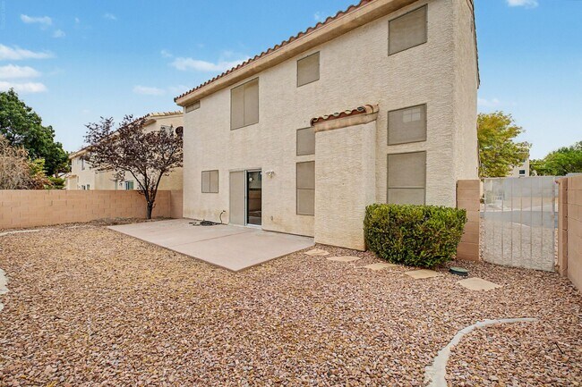 Building Photo - 7928 Hornbeam Ct