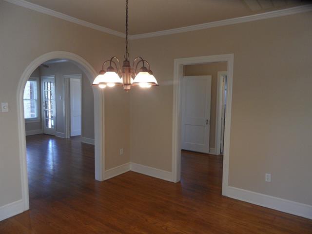 Building Photo - 6032 Lewis St