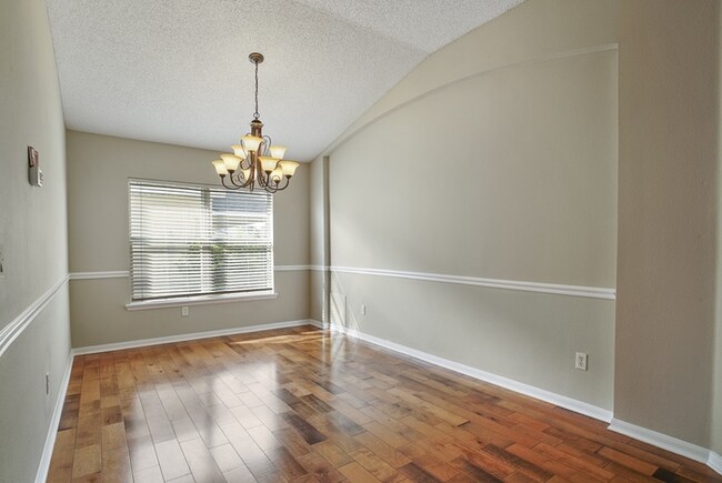 Building Photo - 236 Sterling Hill Dr