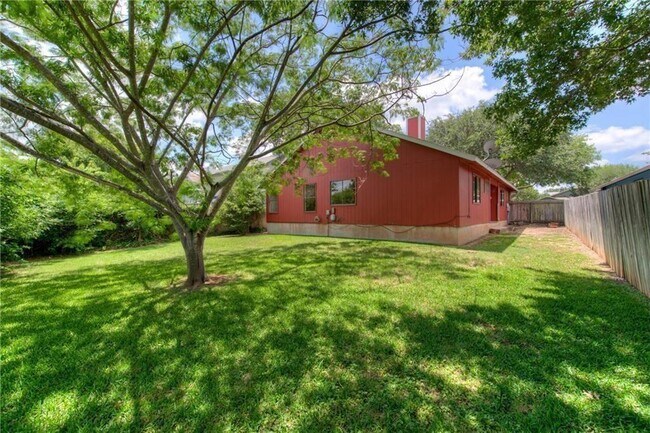 Building Photo - 612 Brookside Pass