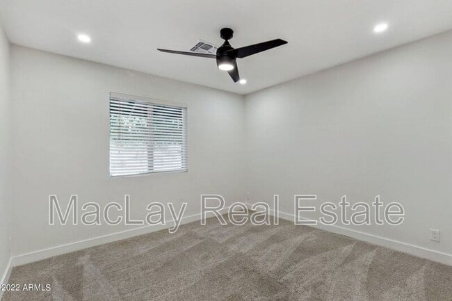 Building Photo - 409 N Arrowhead Dr