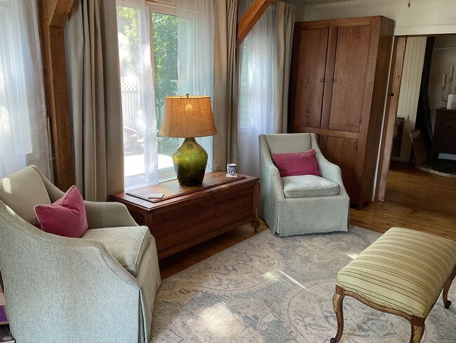 Building Photo - 14 High St