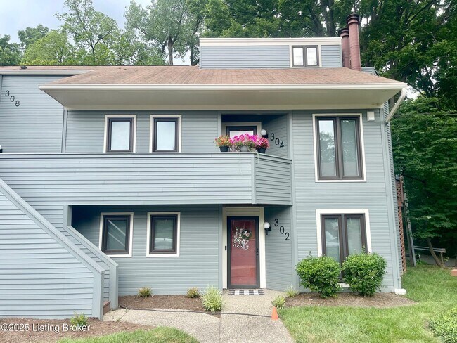 Primary Photo - 302 Cres Spring Dr