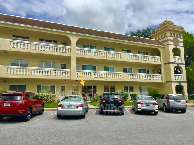 Building Photo - 2256 Spanish Dr