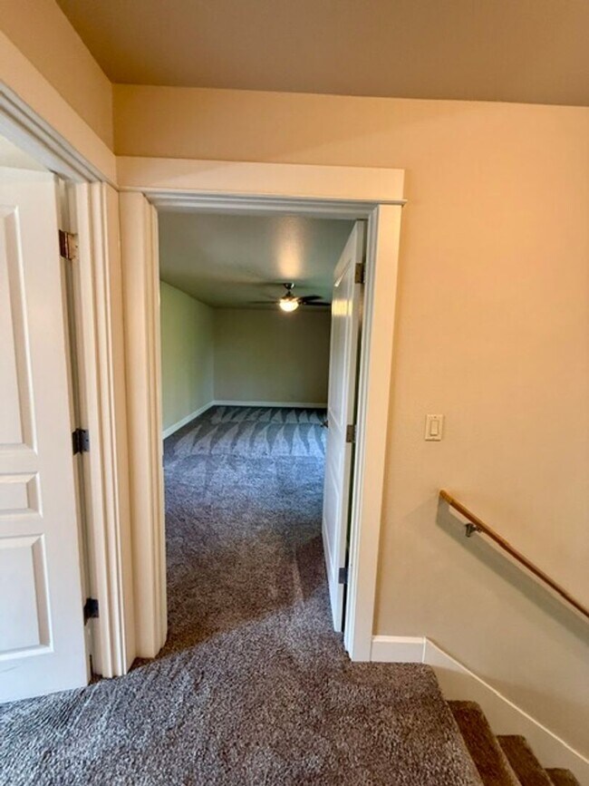 Building Photo - 20441 Aberdeen Dr