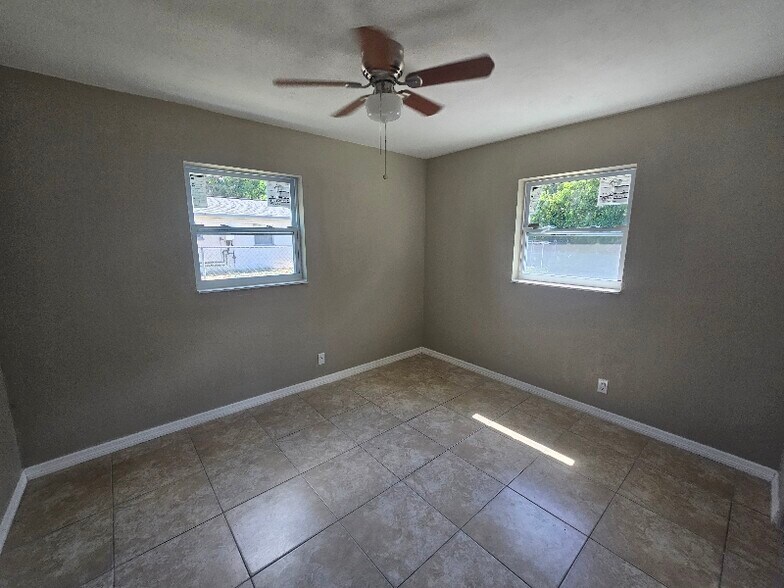 Building Photo - 116 Marrero Ave