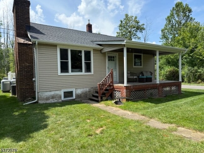 Primary Photo - 1 Alphano Rd
