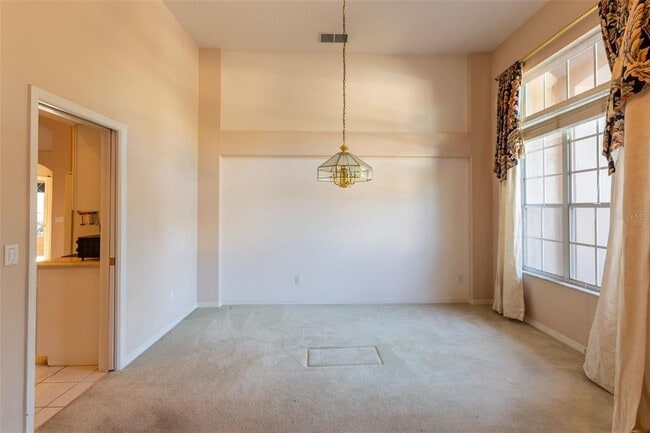 Building Photo - 497 Pickfair Terrace