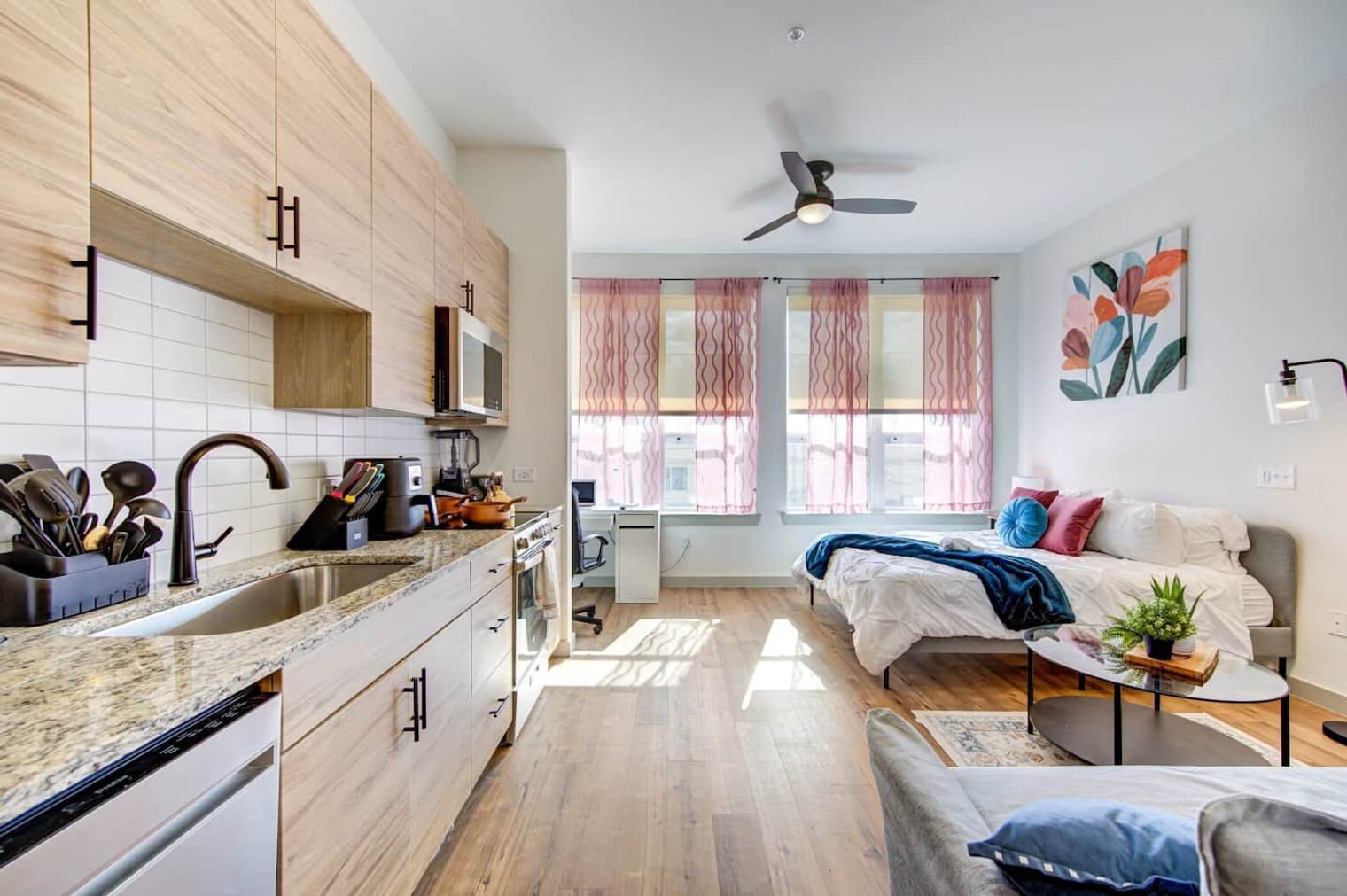 Building Photo - 1111 Shepherd Dr