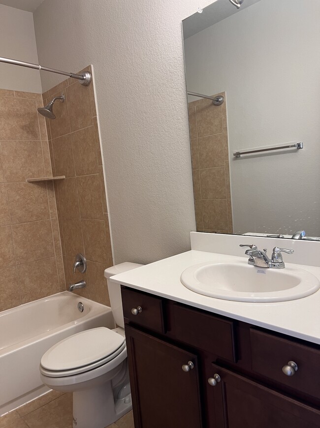 Building Photo - 1513 Carlene Pruett St